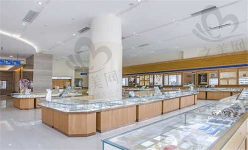徐州爱尔眼科医院怎么样?地址在鼓楼区可预约医生治疗近视手术