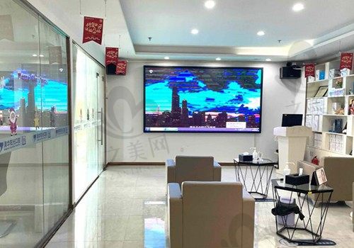 武汉清华阳光口腔种植牙性价比真的高，韩系半口种植仅16800元起