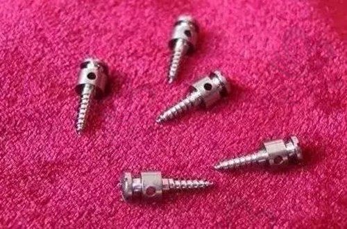 正畸必须要打骨钉吗? 正畸打骨钉和不打骨钉的区别