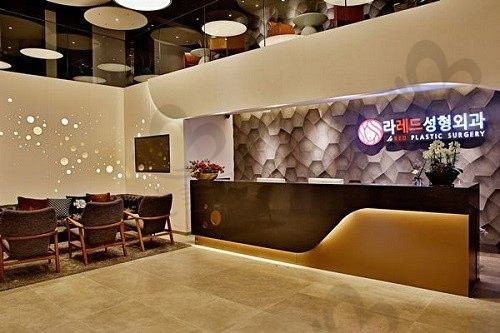 instar整形外科医院前台