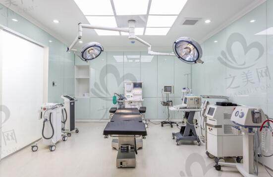 泰国拉低喃医美中心手术室