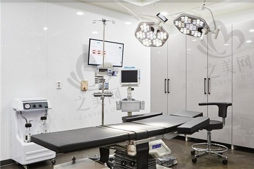韩国Avant整形外科医院手术室