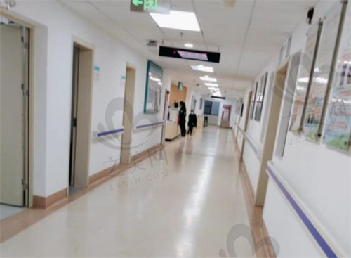 中山大学附属第三医院走廊