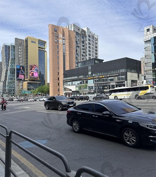 韩国脸本整形外科街景