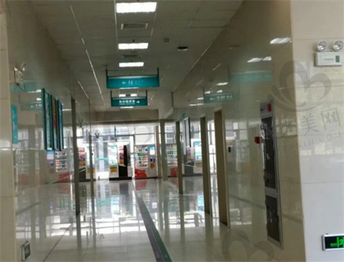中山大学附属第三医院走廊