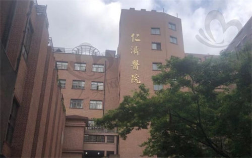 上海仁济医院外景