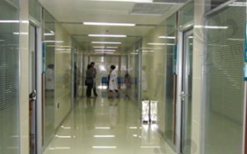 重庆西南医院整形科走廊