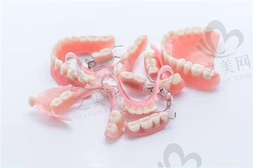 2023云南半口假牙正规口腔医院排名榜前十更新:云南省人民医院口腔科排名好