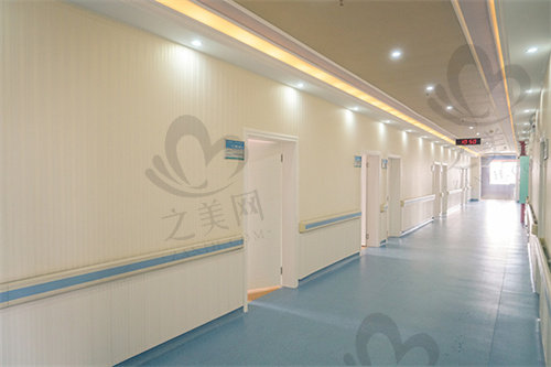 广州东方医院走廊