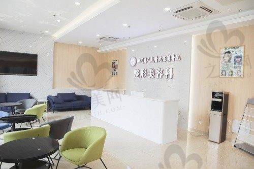 成都东篱医院整形科怎么样?医生实力强、口碑评价高这都是公认的