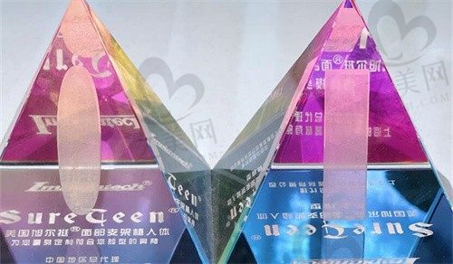 中韩隆鼻医生哪个好?刘彦军VS朴哲佑隆鼻谁更稳妥可靠!