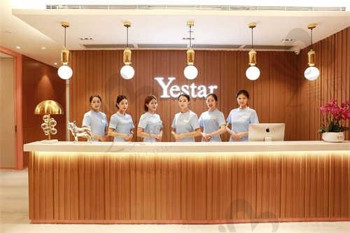 深圳艺星医院隆胸手术指南:专业医生与价格分析