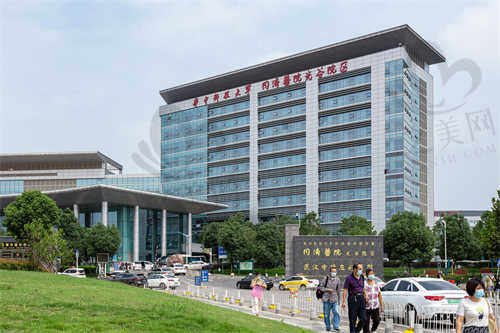 武汉同济医学院医院 (2).jpg