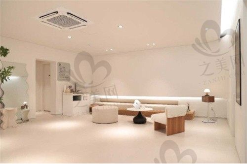 韩国pind皮肤科等候区