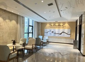 西安诺贝尔口腔医院价格表泄露,种植牙价格2810/正畸9645元起