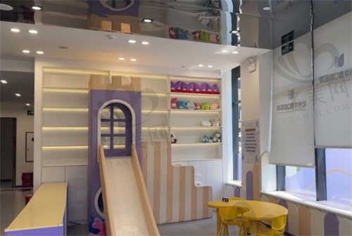 达州华誉口腔医院儿童游乐区