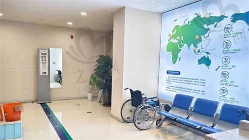 鸡西爱尔眼科医院张雷超声乳化白内障4800元起，在线预约入口点这里