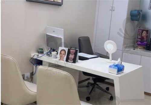 杭州天鑫整形医院口腔科办公室