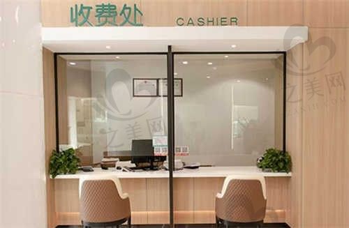 深圳一欣口腔门诊部怎么样?技术不错价格透明口碑佳含价格
