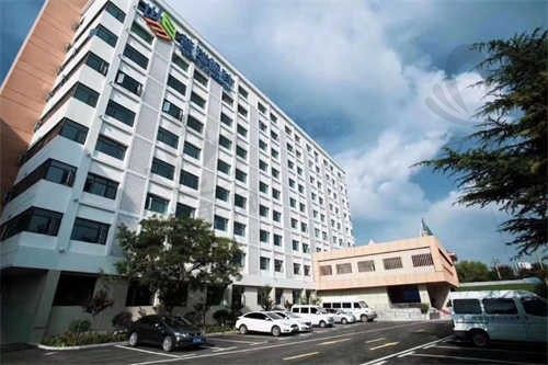 兰州普瑞眼科医院预约挂号指南,可电话也可地址去院附价格表
