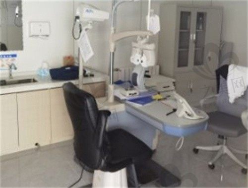   天津华厦眼科医院赵少贞白内障超声乳化4800元起，眼睛可以看清了