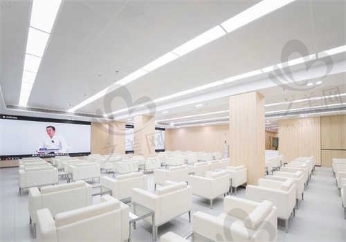 杭州团圆口腔医院环境图2