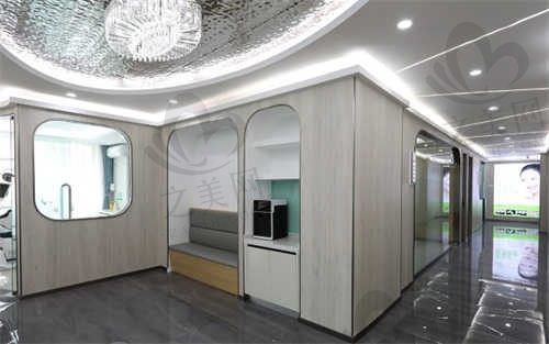 玉溪舒尔口腔门诊部内部 