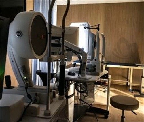 武汉悦瞳眼科医院李志华白内障手术超声乳化+人工晶体植入13800元起，效果有保障