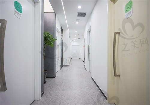 天津微笑青澄口腔门诊部环境图6